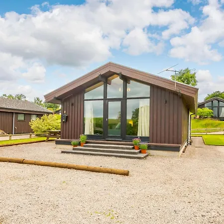 3 Bed In Ullswater 88212 *